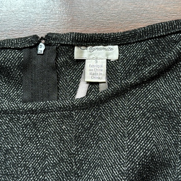 Dynamite Sleeveless Dress - Picture 2 of 6